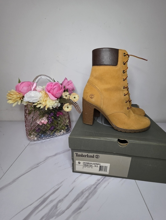 Timberland Shoes - Timberland Women's Tan Leather Boots